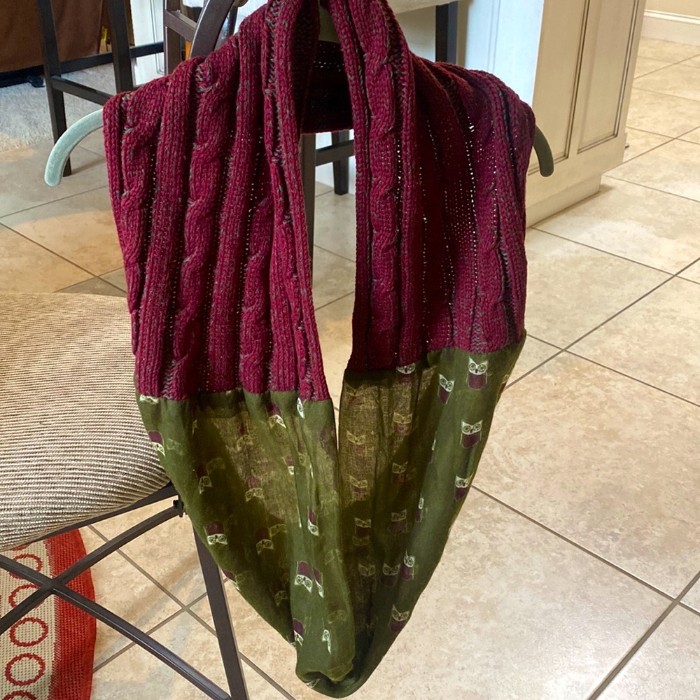 Olsenboye Burgundy Knit & Green Owl Print One Size Women’s Versatile Scarf